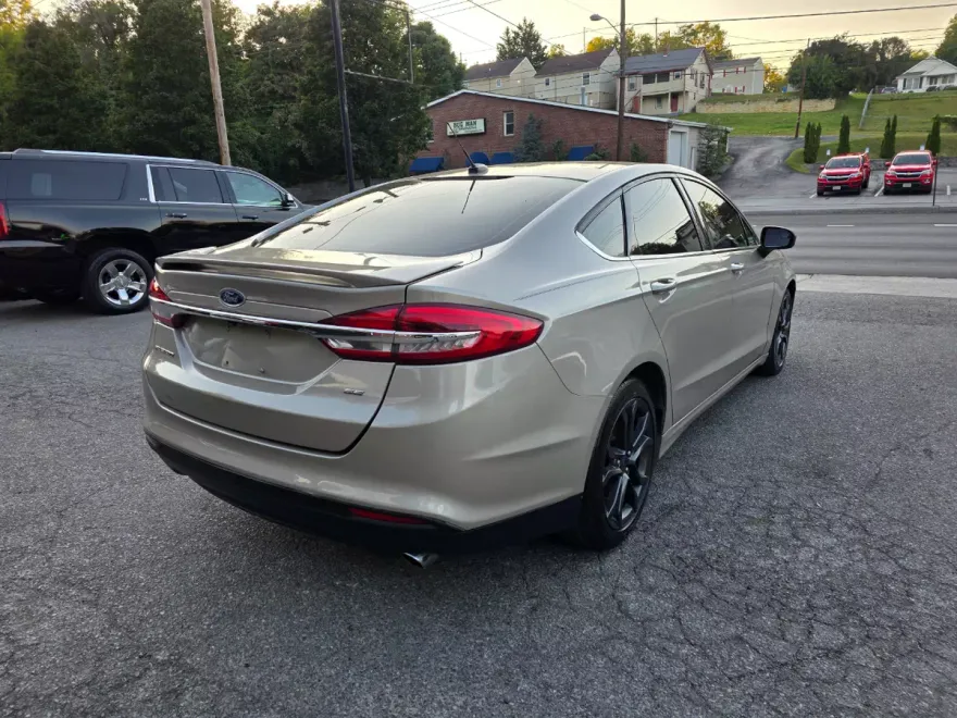 2018 Ford Fusion Hybrid SE photo 1