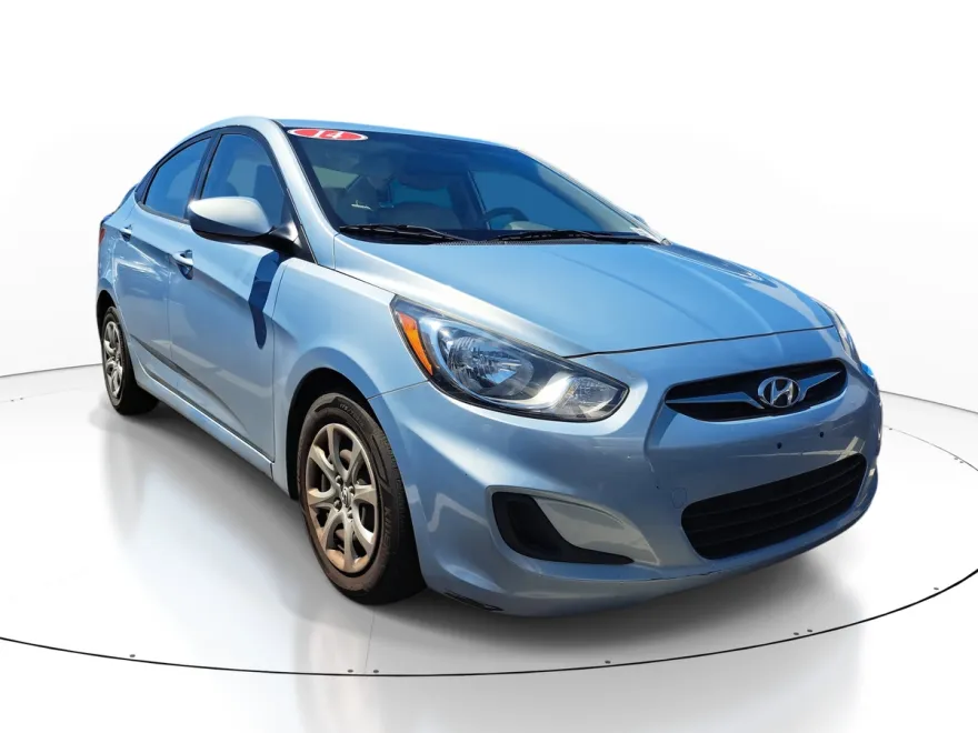 2014 Hyundai Accent GLS photo 1