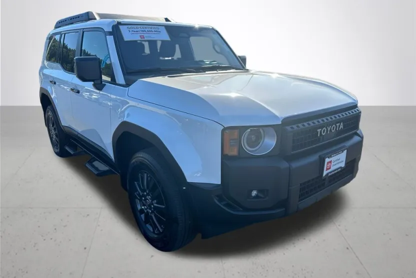 2025 Toyota Land Cruiser photo 1
