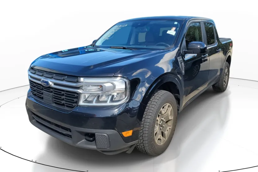 2024 Ford Maverick Lariat photo 1
