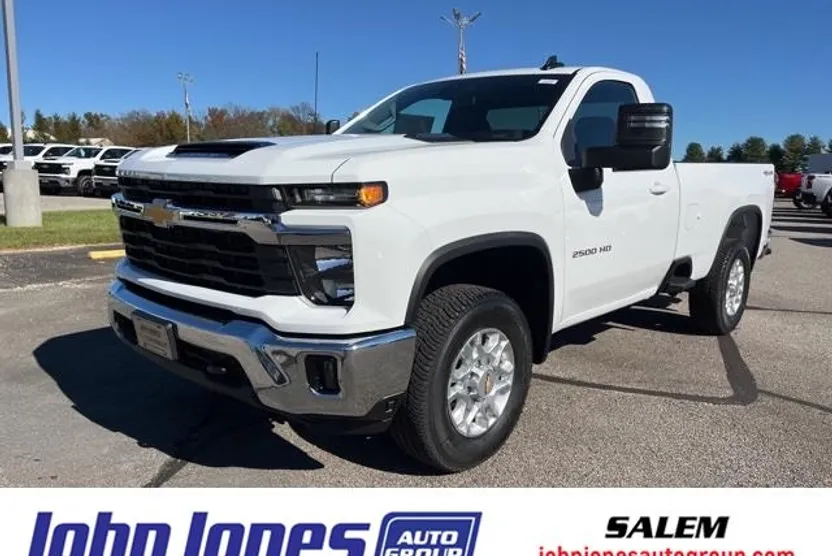 2025 Chevrolet Silverado 2500HD LT photo 1