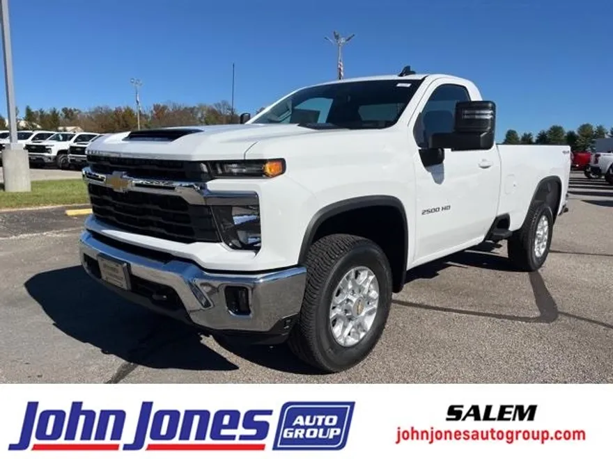 2025 Chevrolet Silverado 2500HD LT photo 1
