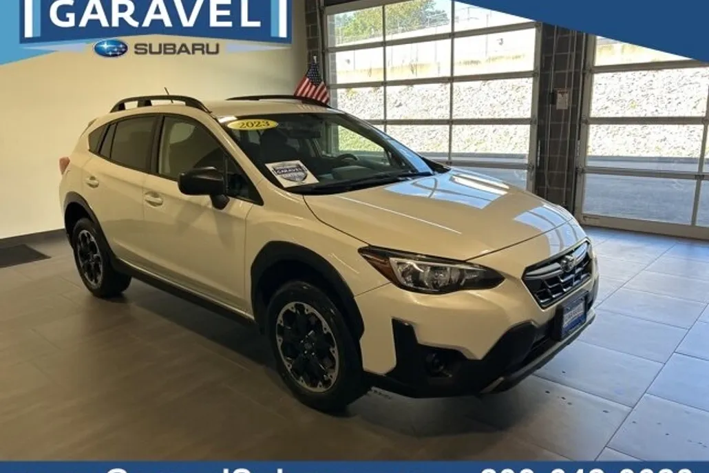 2023 Subaru Crosstrek Base photo 1