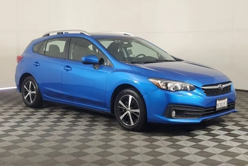 2023 Subaru Impreza Premium photo 1