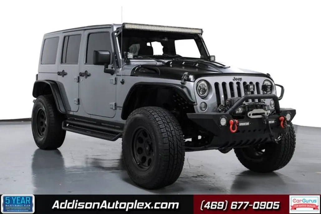 2014 Jeep Wrangler Unlimited Rubicon photo 1