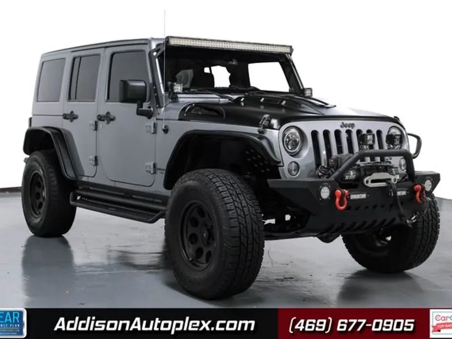 2014 Jeep Wrangler Unlimited Rubicon photo 1