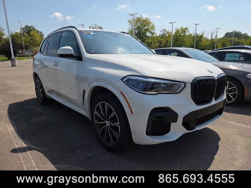 2022 Bmw X5 M50i photo 1