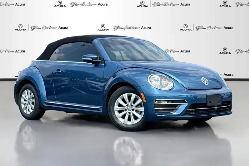 2019 Volkswagen Beetle Convertible S photo 1