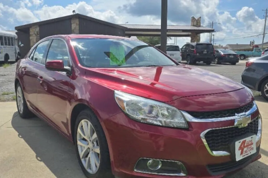 2014 Chevrolet Malibu LTZ photo 1