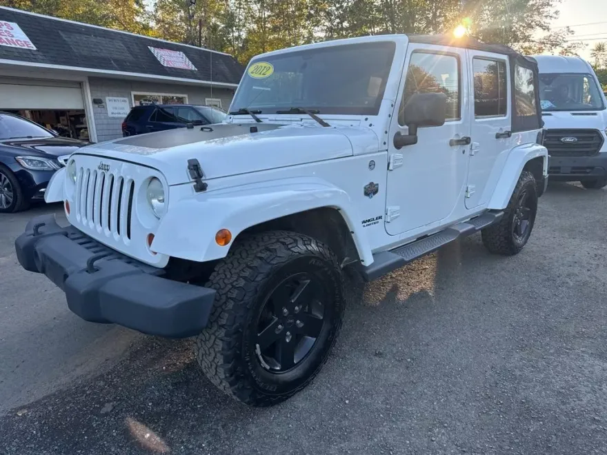 2012 Jeep Wrangler Unlimited Arctic photo 1
