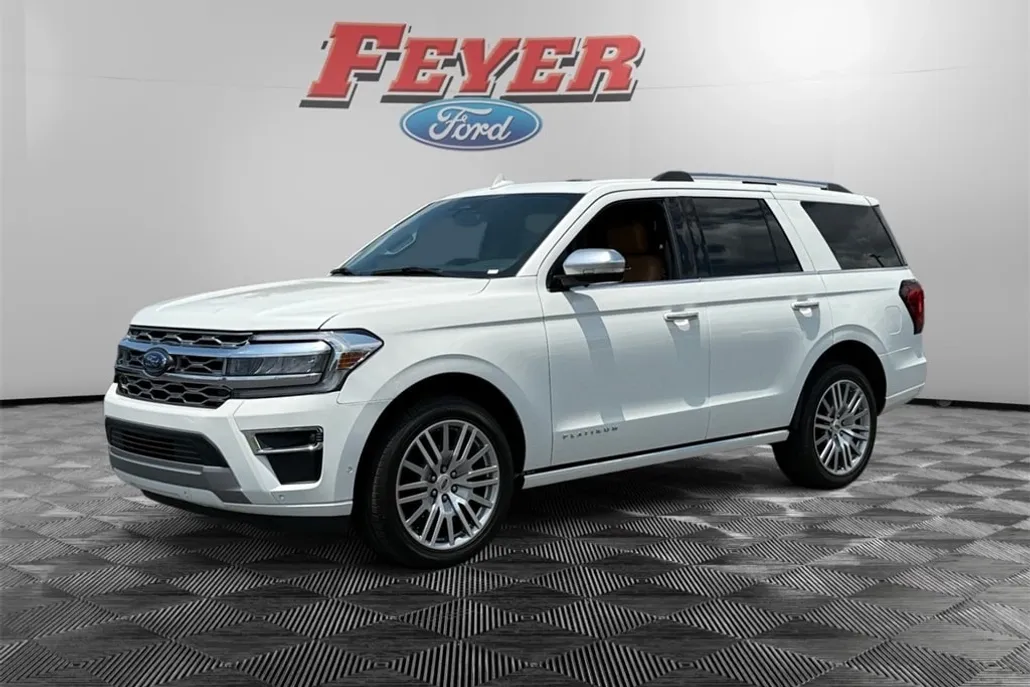 2024 Ford Expedition Platinum photo 1