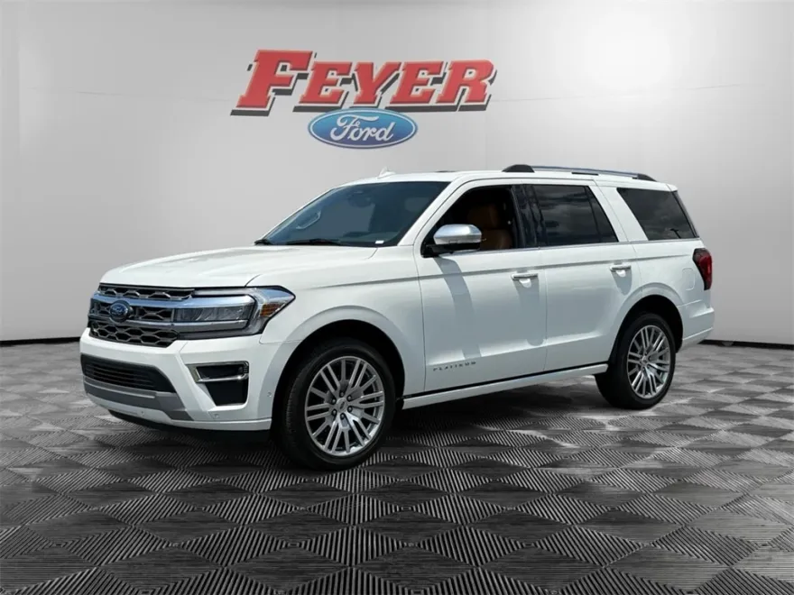2024 Ford Expedition Platinum photo 1