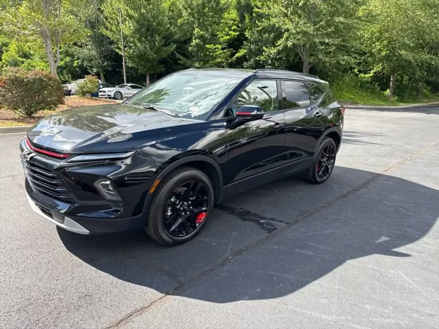 2025 Chevrolet Blazer 2LT photo 1