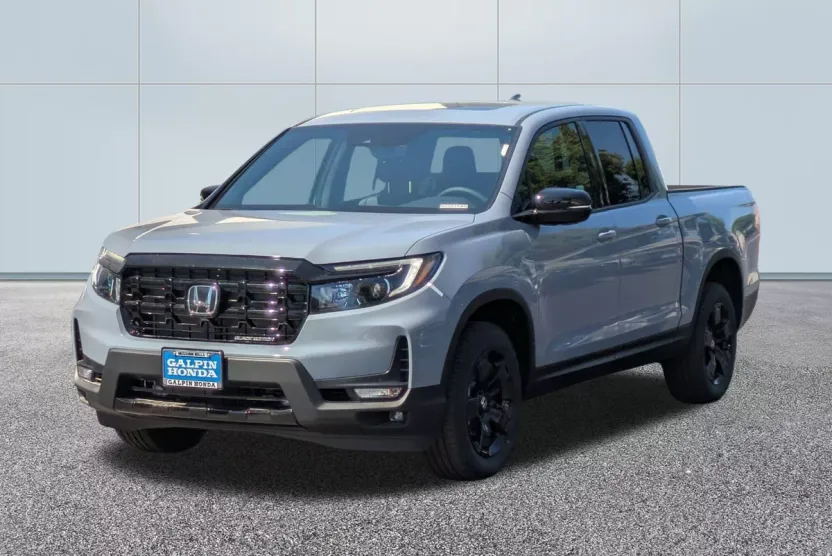 2025 Honda Ridgeline Black Edition photo 1