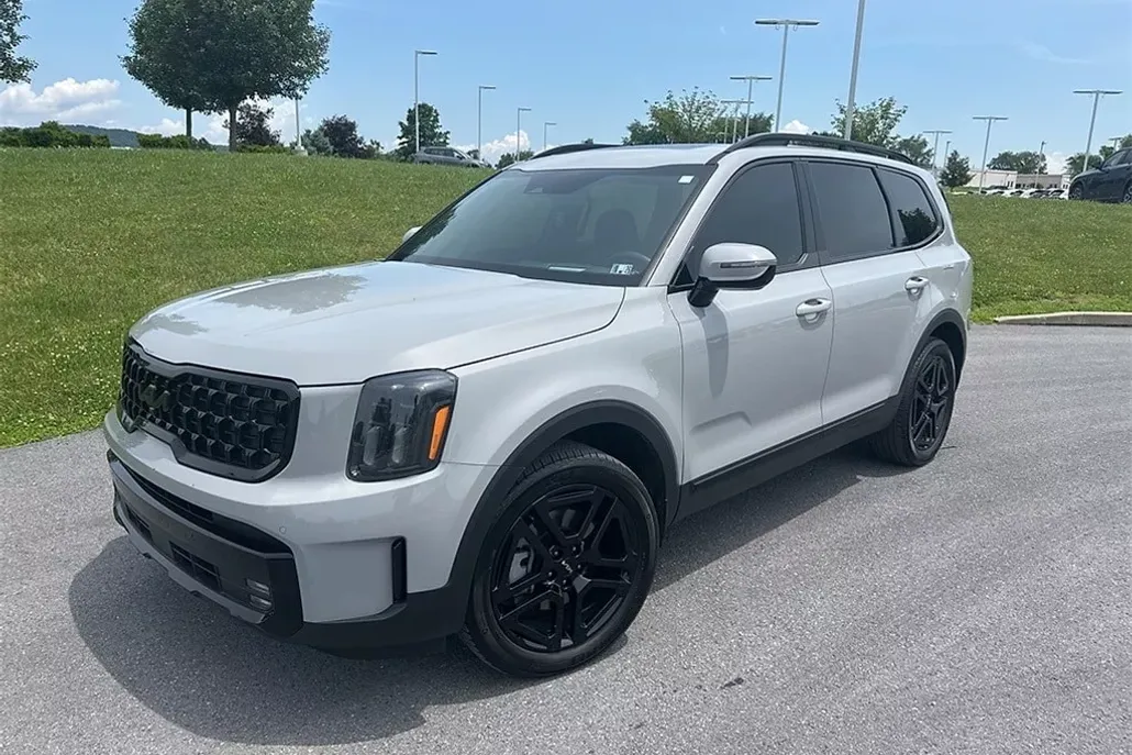 2024 Kia Telluride X-Line photo 1