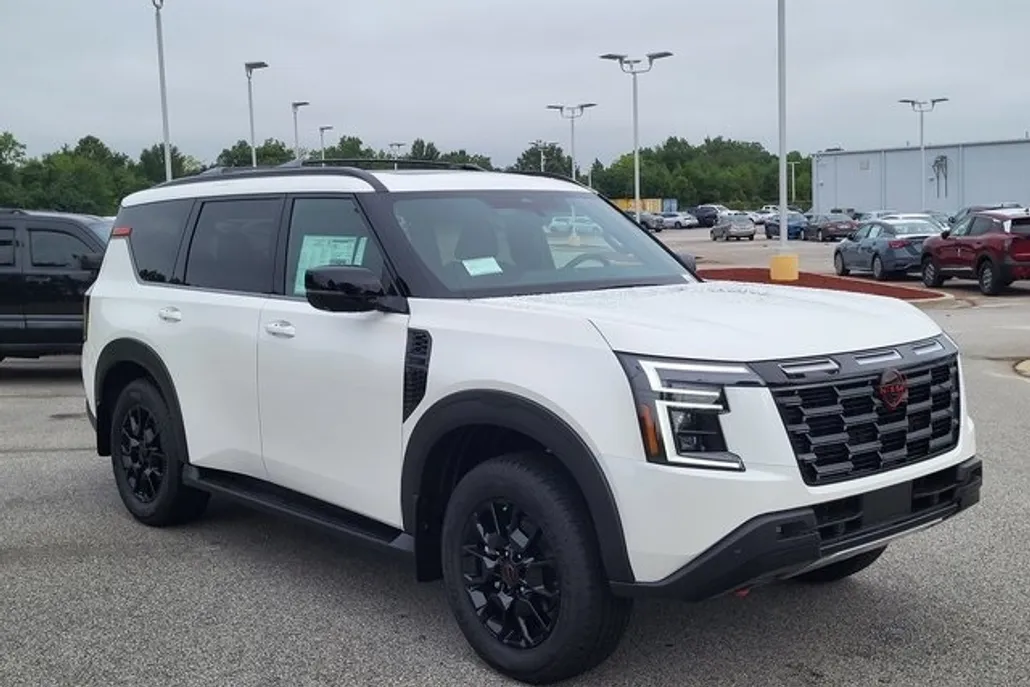 2025 Nissan Armada photo 1