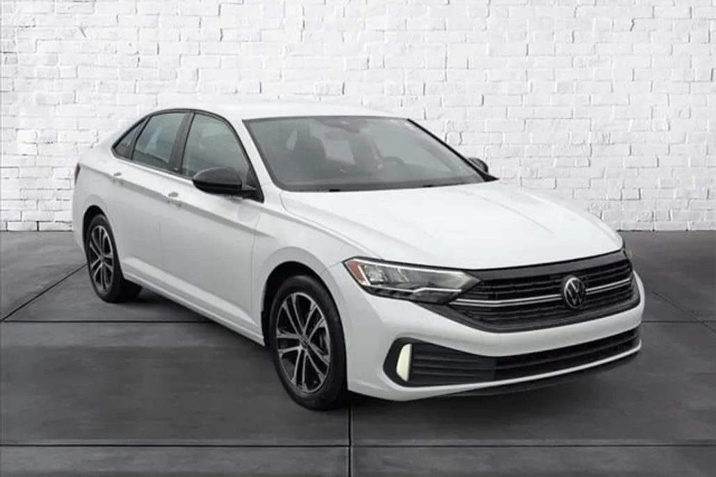 2024 Volkswagen Jetta 1.5T Sport photo 1