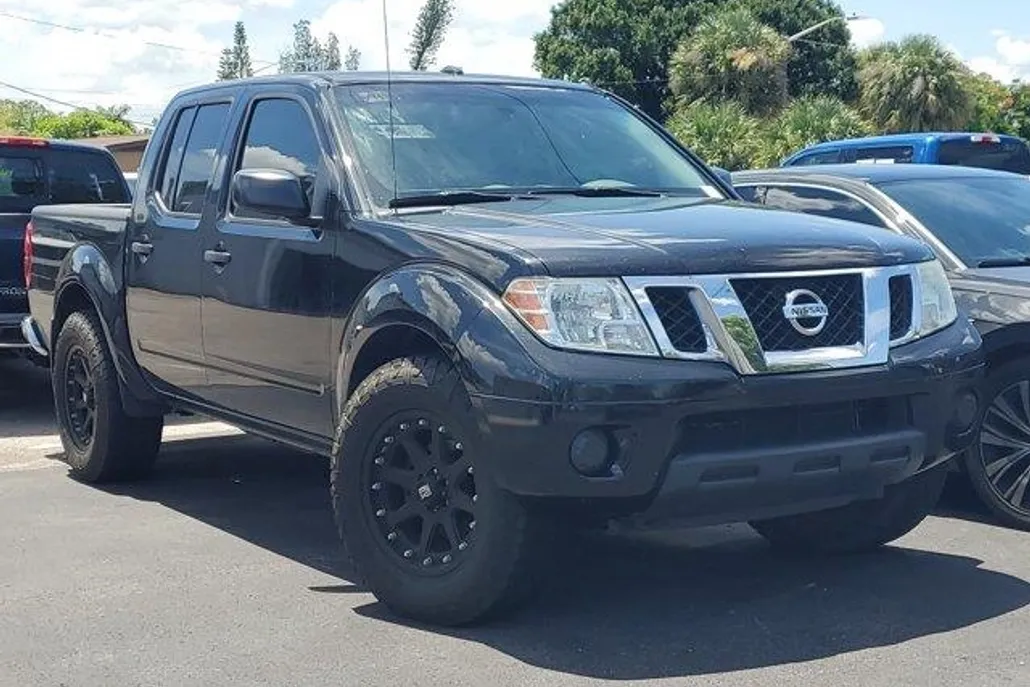 2018 Nissan Frontier PRO-4X photo 1
