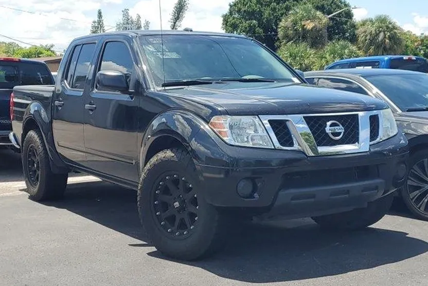2018 Nissan Frontier PRO-4X photo 1