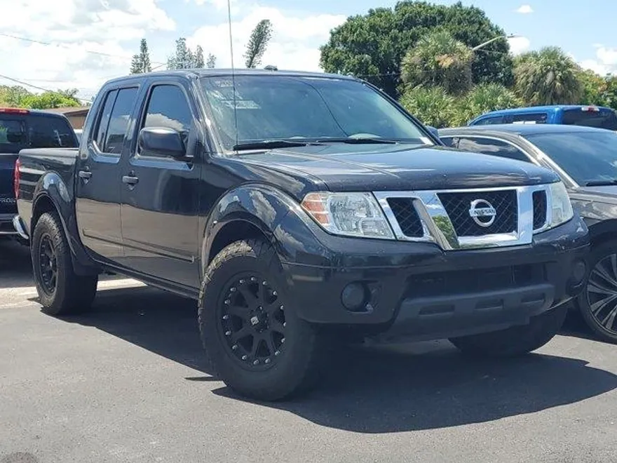 2018 Nissan Frontier PRO-4X photo 1