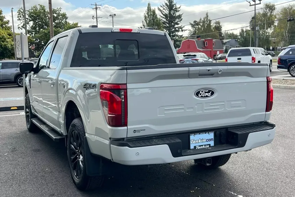 2024 Ford F-150 XLT photo 1