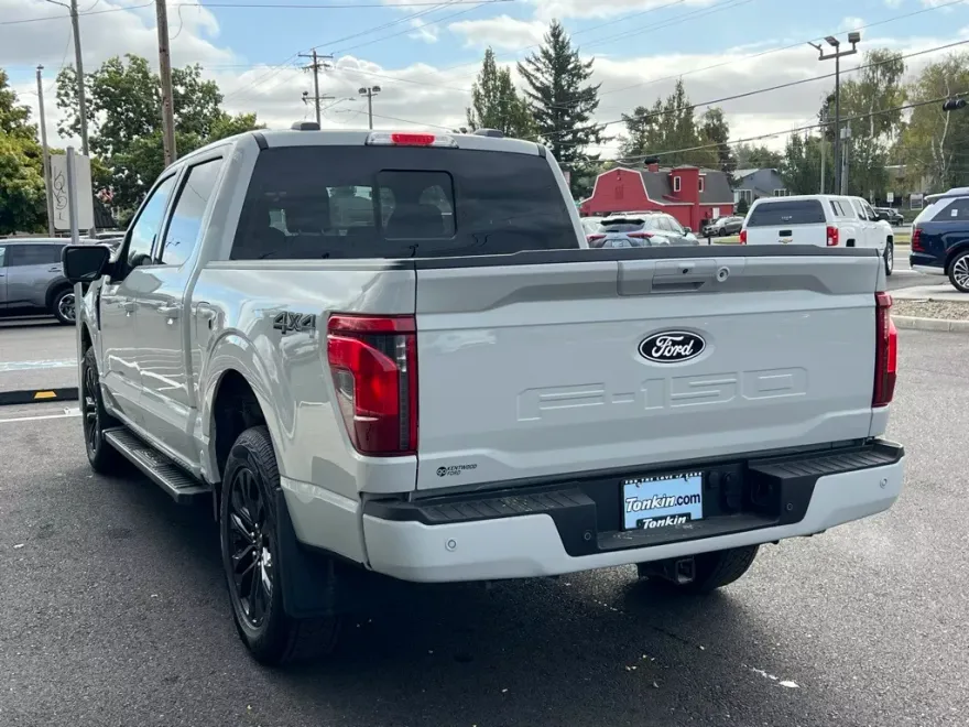 2024 Ford F-150 XLT photo 1