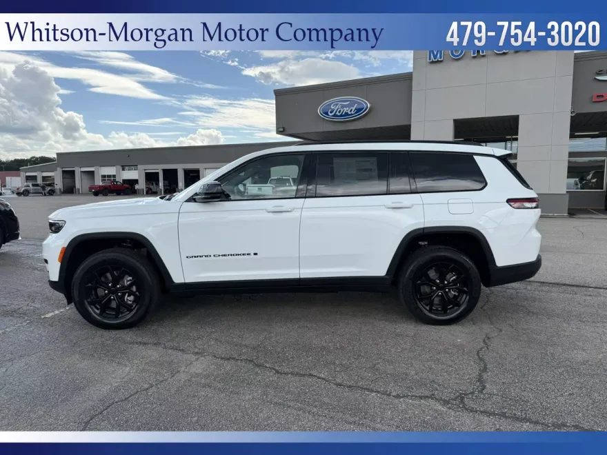 2025 Jeep Grand Cherokee Altitude photo 1