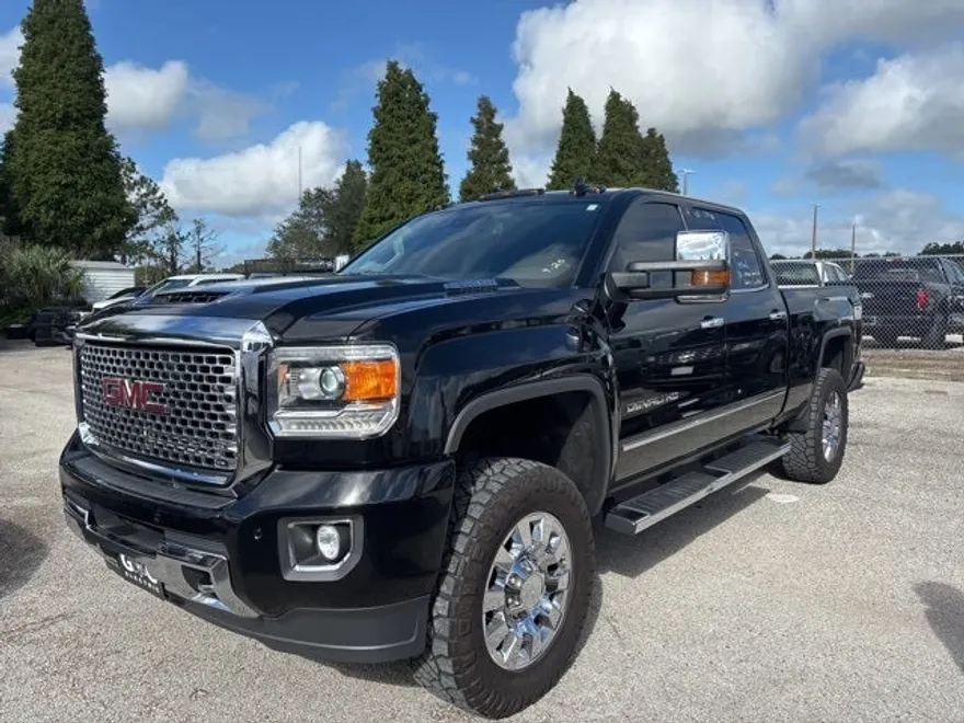 2017 Gmc Sierra Denali photo 1