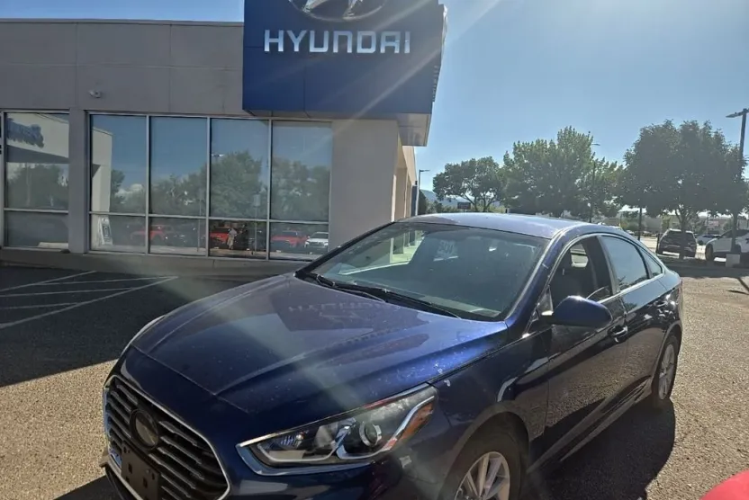 2019 Hyundai Sonata SE photo 1