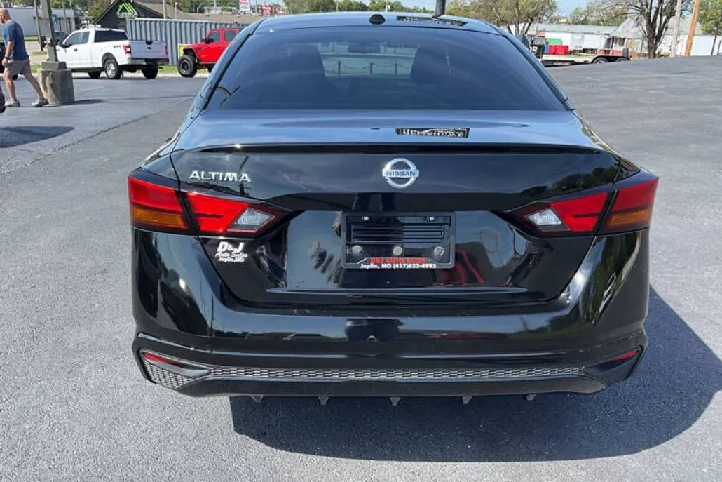 2020 Nissan Altima 2.5 S photo 1