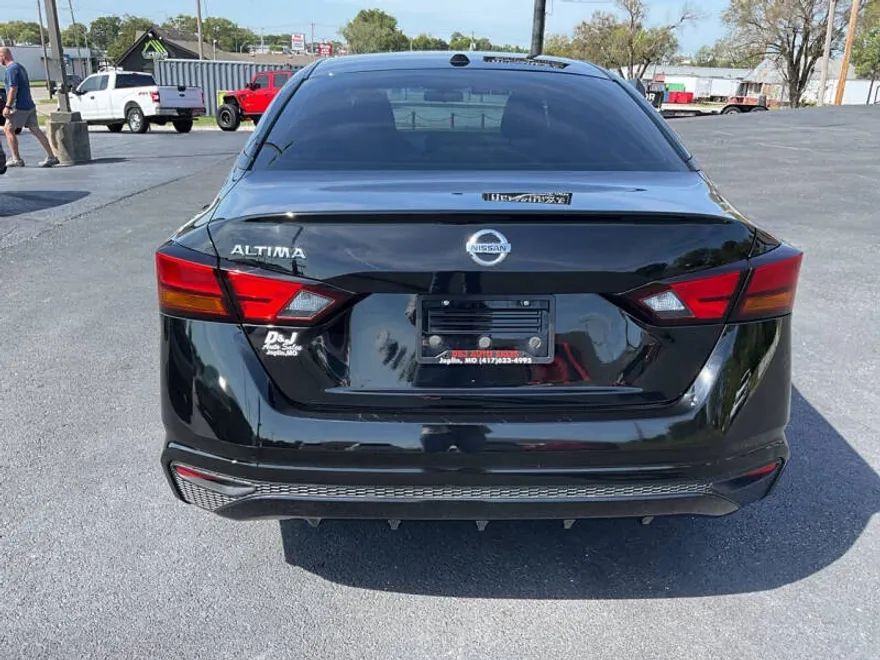 2020 Nissan Altima 2.5 S photo 1