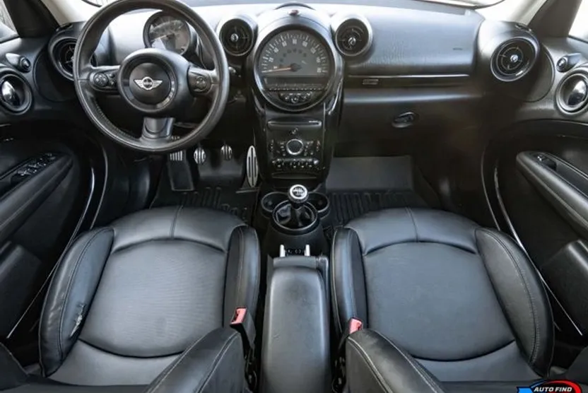 2016 Mini Countryman S ALL4 photo 1