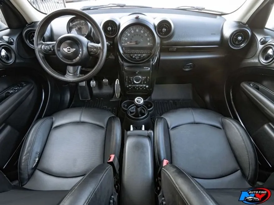 2016 Mini Countryman S ALL4 photo 1