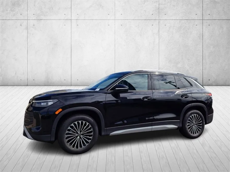 2025 Volkswagen Tiguan S photo 1