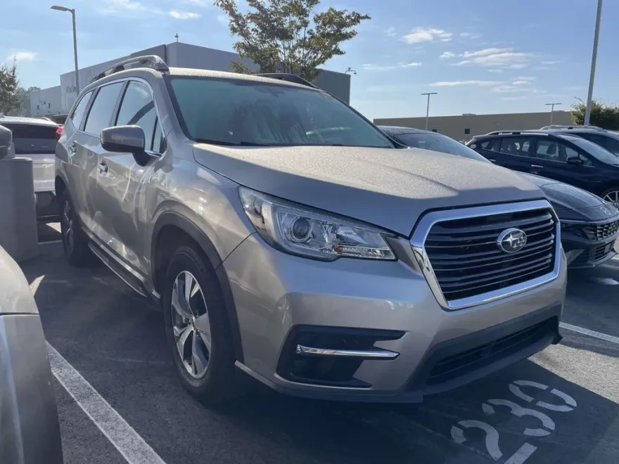 2020 Subaru Ascent Premium photo 1