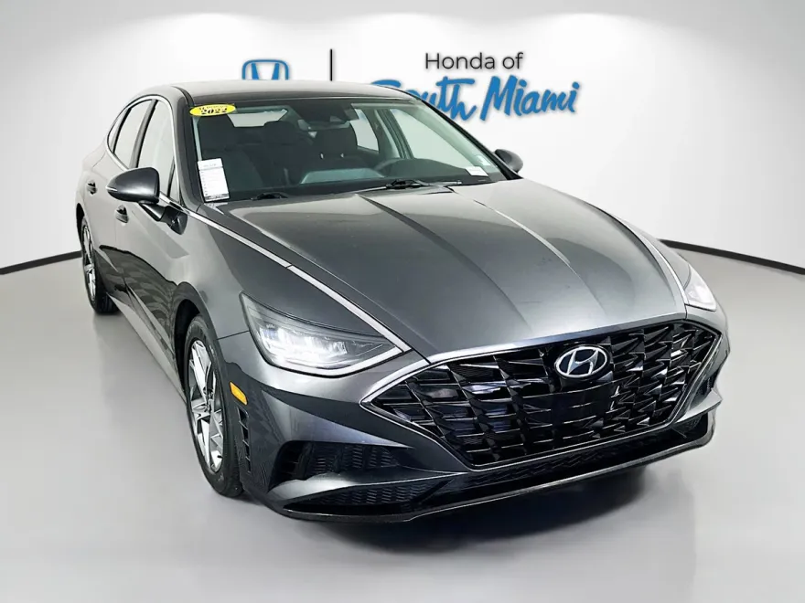 2022 Hyundai Sonata SEL photo 1