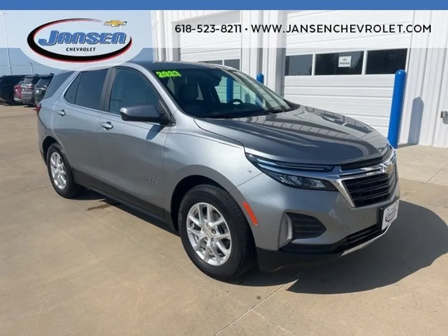 2023 Chevrolet Equinox LT photo 1