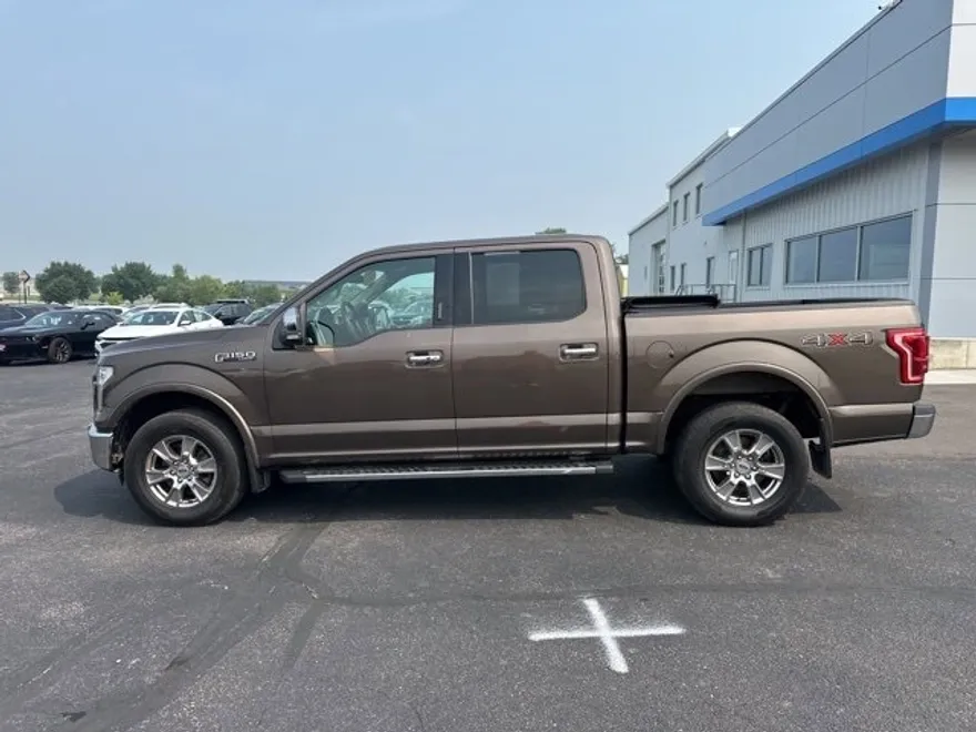 2015 Ford F-150 Lariat photo 1