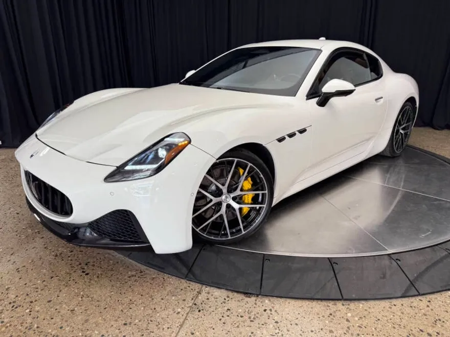 2024 Maserati Granturismo Modena photo 1