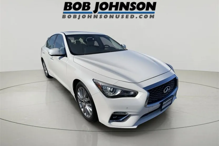 2022 Infiniti Q50 LUXE photo 1