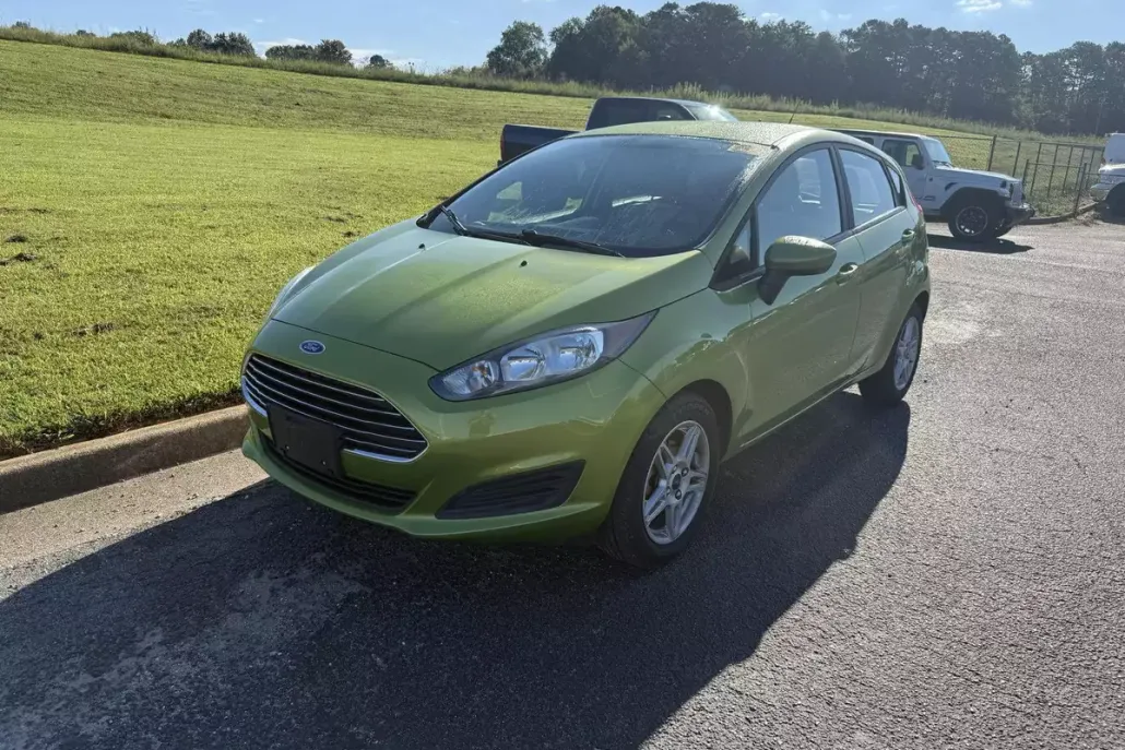 2018 Ford Fiesta SE photo 1