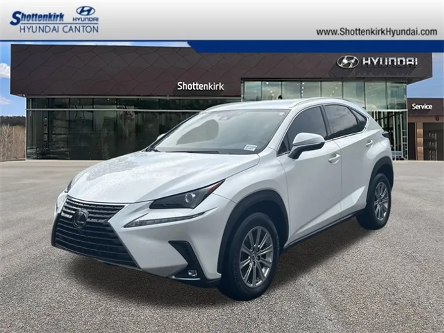 2021 Lexus NX 300 photo 1