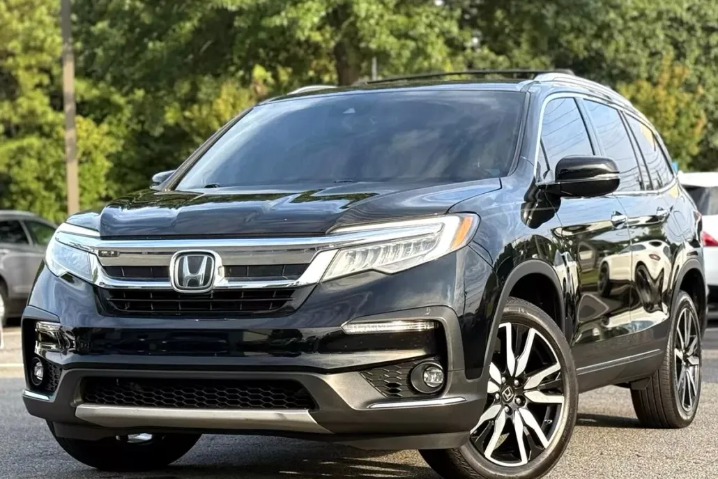 2021 Honda Pilot Touring photo 1