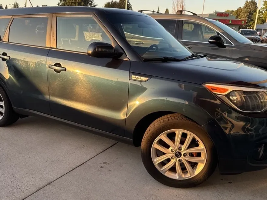 2019 Kia Soul Plus photo 1