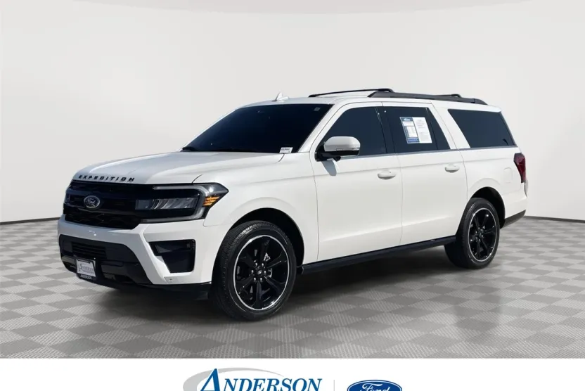 2023 Ford Expedition MAX Limited photo 1