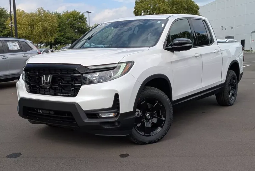 2026 Honda Ridgeline Black Edition photo 1