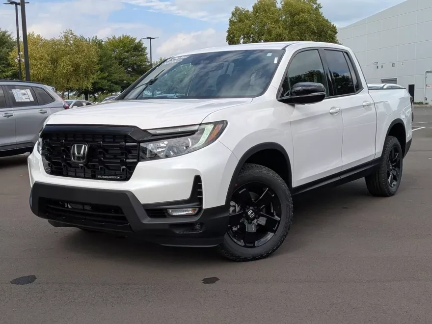 2026 Honda Ridgeline Black Edition photo 1