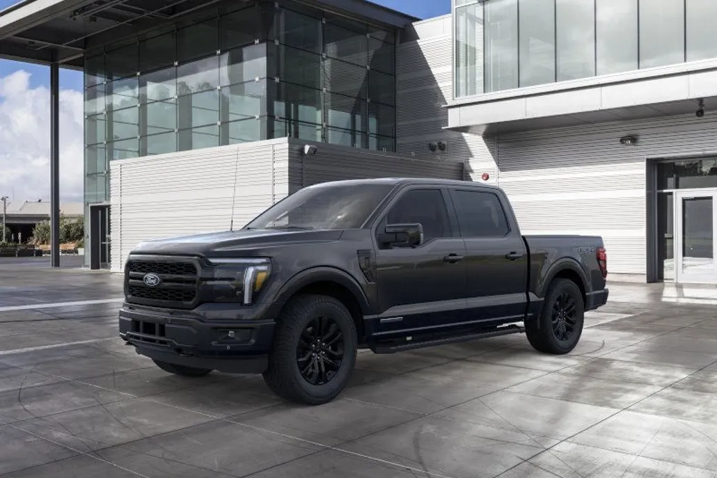 2025 Ford F-150 Lariat photo 1