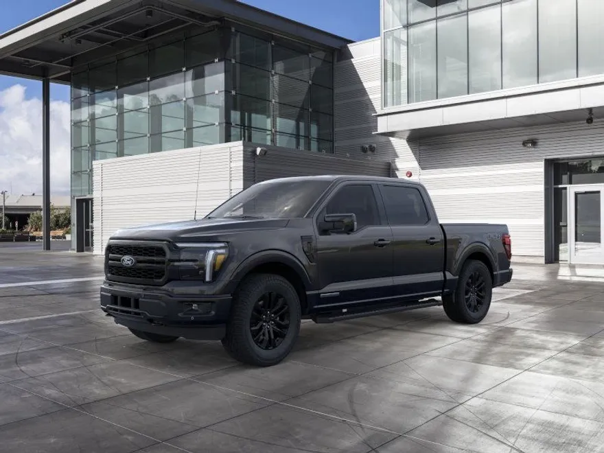 2025 Ford F-150 Lariat photo 1