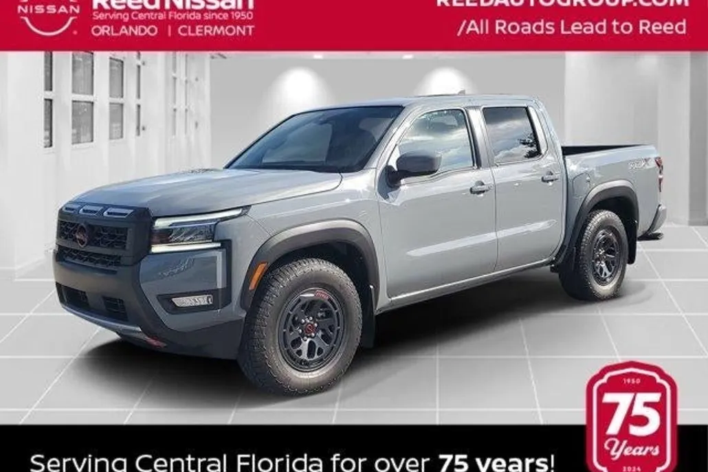 2025 Nissan Frontier Crew Cab PRO-X photo 1